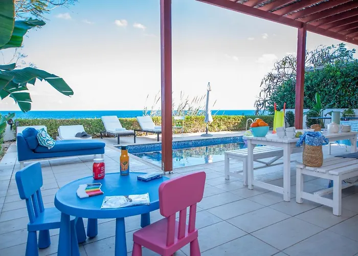 Artisan Seafront Villa *