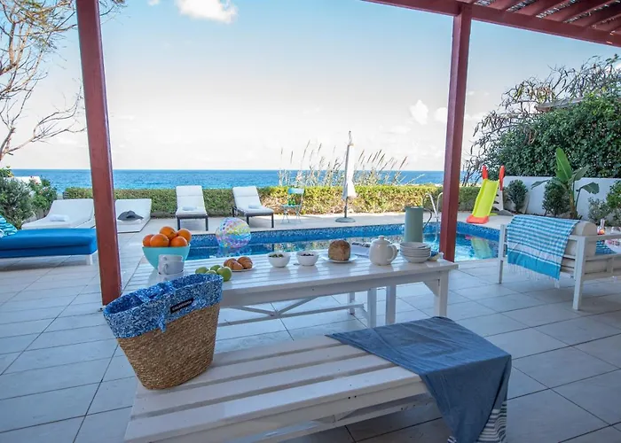 Artisan Seafront Villa *