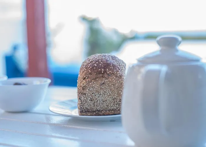 Artisan Seafront 프로타라스